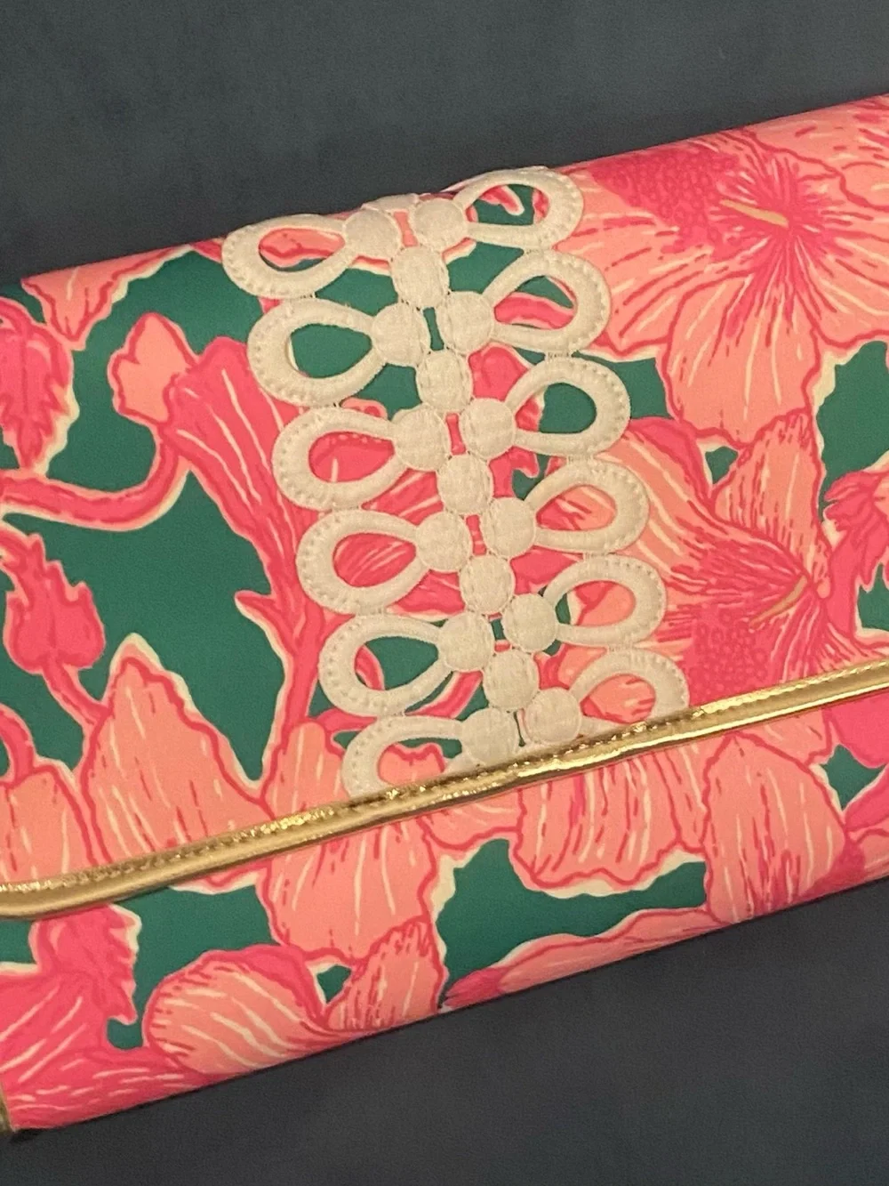 Lilly Pulitzer Hibiscus Kiss envelope pouch pink with gold trim clutch